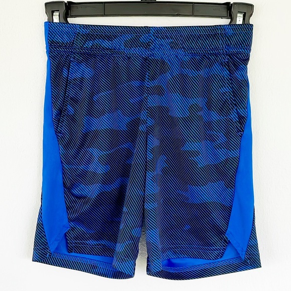 All in motion boy’s blue camo print athletic shorts size small - Picture 1 of 7